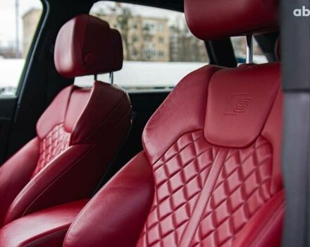 Чорний Ауді SQ5, об'ємом двигуна 3 л та пробігом 99 тис. км за 35900 $, фото 18 на Automoto.ua