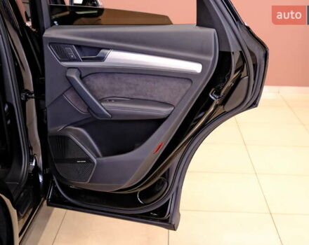 Чорний Ауді SQ5, об'ємом двигуна 3 л та пробігом 83 тис. км за 31900 $, фото 43 на Automoto.ua