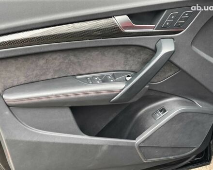 Чорний Ауді SQ5, об'ємом двигуна 3 л та пробігом 99 тис. км за 34940 $, фото 31 на Automoto.ua