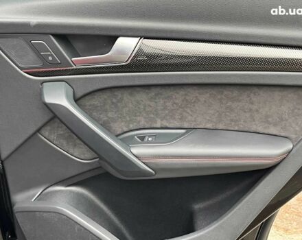 Чорний Ауді SQ5, об'ємом двигуна 3 л та пробігом 99 тис. км за 34940 $, фото 26 на Automoto.ua