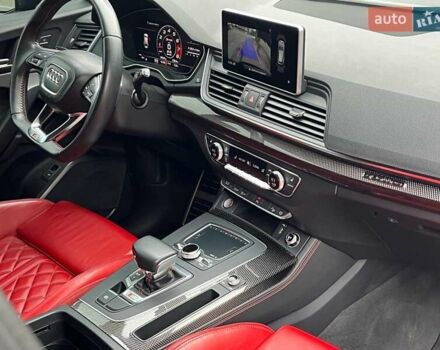 Чорний Ауді SQ5, об'ємом двигуна 3 л та пробігом 99 тис. км за 34940 $, фото 16 на Automoto.ua