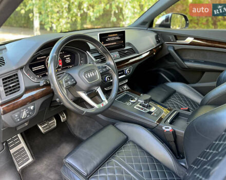 Черный Ауди SQ5, объемом двигателя 3 л и пробегом 106 тыс. км за 28900 $, фото 19 на Automoto.ua