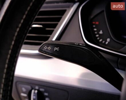 Чорний Ауді SQ5, об'ємом двигуна 3 л та пробігом 83 тис. км за 31900 $, фото 30 на Automoto.ua