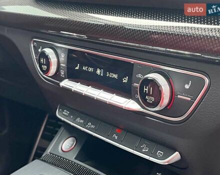 Чорний Ауді SQ5, об'ємом двигуна 3 л та пробігом 99 тис. км за 34940 $, фото 22 на Automoto.ua