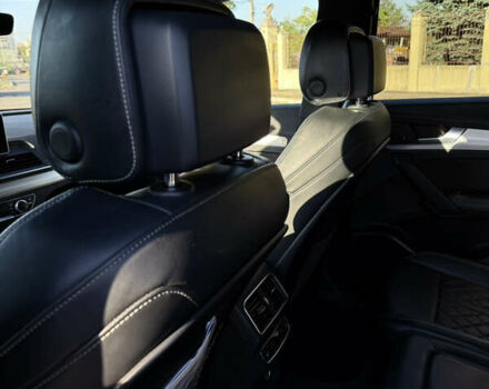 Чорний Ауді SQ5, об'ємом двигуна 3 л та пробігом 81 тис. км за 32000 $, фото 19 на Automoto.ua