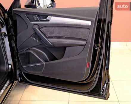 Чорний Ауді SQ5, об'ємом двигуна 3 л та пробігом 83 тис. км за 31900 $, фото 47 на Automoto.ua