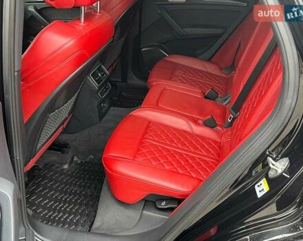 Чорний Ауді SQ5, об'ємом двигуна 3 л та пробігом 99 тис. км за 34940 $, фото 29 на Automoto.ua