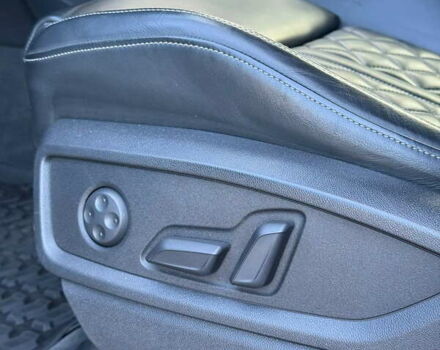 Черный Ауди SQ5, объемом двигателя 3 л и пробегом 98 тыс. км за 38000 $, фото 16 на Automoto.ua