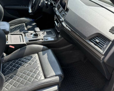 Чорний Ауді SQ5, об'ємом двигуна 3 л та пробігом 111 тис. км за 28900 $, фото 7 на Automoto.ua