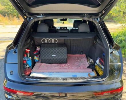 Черный Ауди SQ5, объемом двигателя 3 л и пробегом 65 тыс. км за 45000 $, фото 83 на Automoto.ua