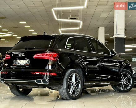 Черный Ауди SQ5, объемом двигателя 3 л и пробегом 75 тыс. км за 35499 $, фото 4 на Automoto.ua