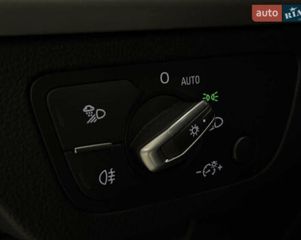 Черный Ауди SQ5, объемом двигателя 3 л и пробегом 75 тыс. км за 35499 $, фото 24 на Automoto.ua