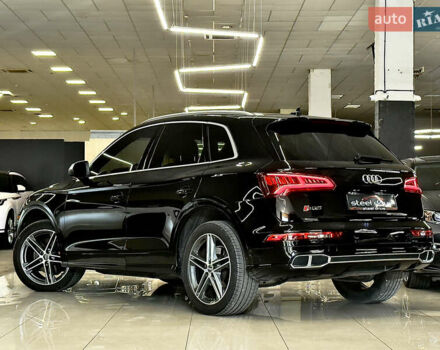 Черный Ауди SQ5, объемом двигателя 3 л и пробегом 75 тыс. км за 35499 $, фото 2 на Automoto.ua