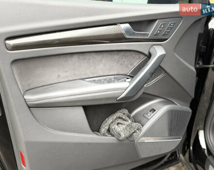 Чорний Ауді SQ5, об'ємом двигуна 3 л та пробігом 25 тис. км за 46500 $, фото 16 на Automoto.ua