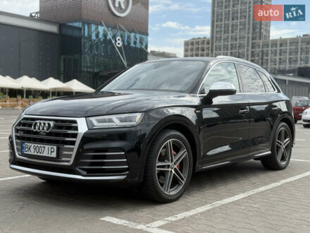 Ауди SQ5 2018 в Киеве на Automoto.ua Черный Ауди SQ5, объемом двигателя 3 л и пробегом 63 тыс. км за 36000 $, фото 1 на Automoto.ua