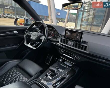 Красный Ауди SQ5, объемом двигателя 3 л и пробегом 69 тыс. км за 41500 $, фото 16 на Automoto.ua