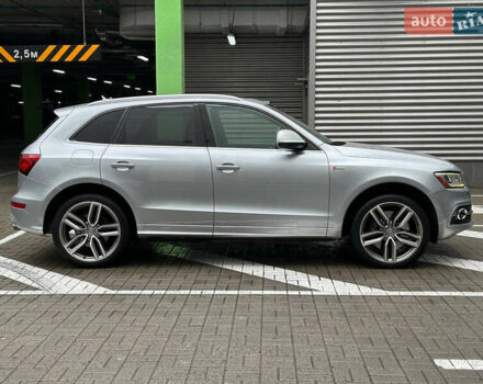 Серый Ауди SQ5, объемом двигателя 3 л и пробегом 180 тыс. км за 18000 $, фото 10 на Automoto.ua