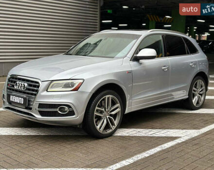 Серый Ауди SQ5, объемом двигателя 3 л и пробегом 180 тыс. км за 18000 $, фото 3 на Automoto.ua