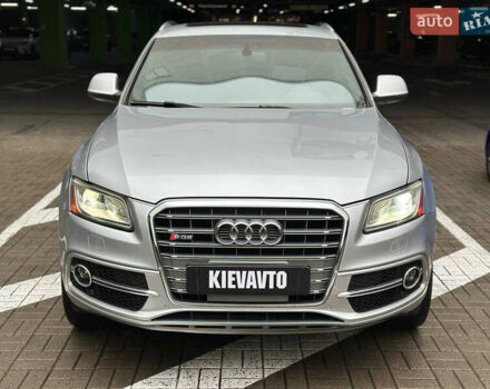 Серый Ауди SQ5, объемом двигателя 3 л и пробегом 180 тыс. км за 18000 $, фото 1 на Automoto.ua