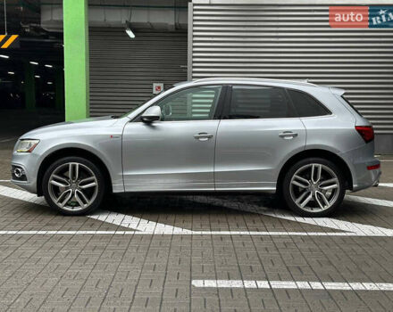Серый Ауди SQ5, объемом двигателя 3 л и пробегом 180 тыс. км за 18000 $, фото 4 на Automoto.ua