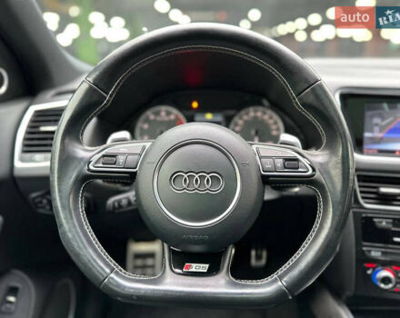 Серый Ауди SQ5, объемом двигателя 3 л и пробегом 180 тыс. км за 18000 $, фото 28 на Automoto.ua