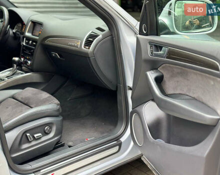 Серый Ауди SQ5, объемом двигателя 3 л и пробегом 180 тыс. км за 18000 $, фото 24 на Automoto.ua