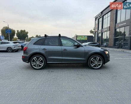 Серый Ауди SQ5, объемом двигателя 3 л и пробегом 142 тыс. км за 22300 $, фото 3 на Automoto.ua