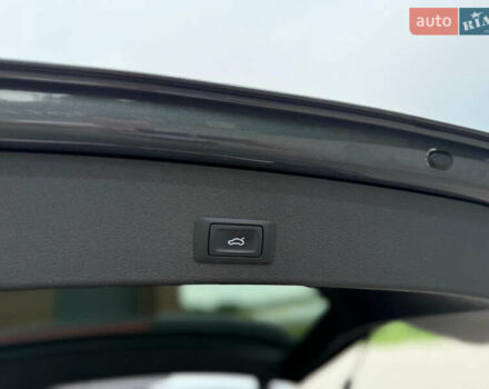 Серый Ауди SQ5, объемом двигателя 2.97 л и пробегом 271 тыс. км за 29200 $, фото 30 на Automoto.ua