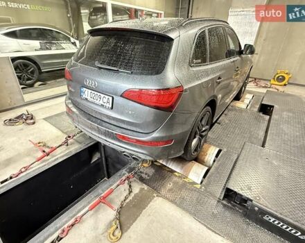 Серый Ауди SQ5, объемом двигателя 3 л и пробегом 129 тыс. км за 24900 $, фото 9 на Automoto.ua