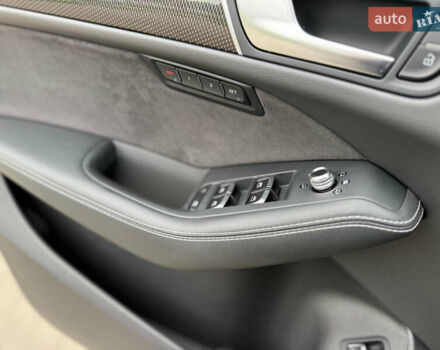 Серый Ауди SQ5, объемом двигателя 2.97 л и пробегом 271 тыс. км за 29200 $, фото 28 на Automoto.ua