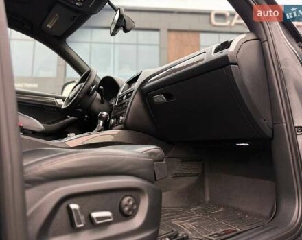 Серый Ауди SQ5, объемом двигателя 3 л и пробегом 142 тыс. км за 22300 $, фото 29 на Automoto.ua