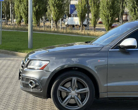 Серый Ауди SQ5, объемом двигателя 3 л и пробегом 112 тыс. км за 26000 $, фото 6 на Automoto.ua