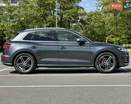 Сірий Ауді SQ5, об'ємом двигуна 3 л та пробігом 143 тис. км за 32000 $, фото 1 на Automoto.ua