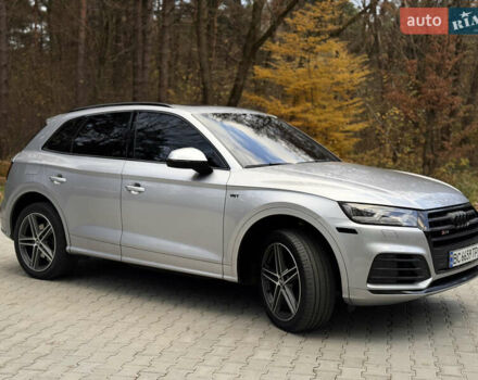 Серый Ауди SQ5, объемом двигателя 3 л и пробегом 159 тыс. км за 32000 $, фото 3 на Automoto.ua