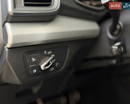 Серый Ауди SQ5, объемом двигателя 3 л и пробегом 159 тыс. км за 32000 $, фото 24 на Automoto.ua