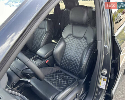 Сірий Ауді SQ5, об'ємом двигуна 3 л та пробігом 143 тис. км за 32000 $, фото 24 на Automoto.ua