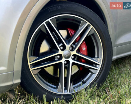 Серый Ауди SQ5, объемом двигателя 3 л и пробегом 97 тыс. км за 32000 $, фото 3 на Automoto.ua