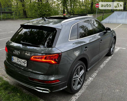 Сірий Ауді SQ5, об'ємом двигуна 3 л та пробігом 103 тис. км за 38500 $, фото 6 на Automoto.ua