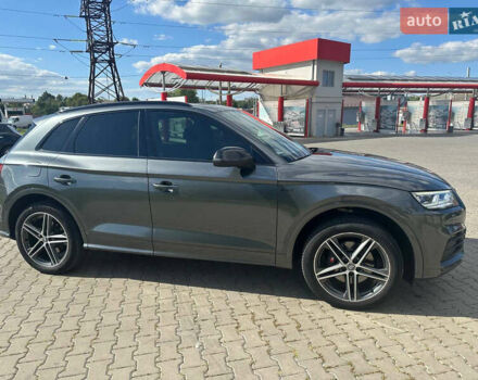 Ауди SQ5 2017 в Виннице на Automoto.ua Серый Ауди SQ5, объемом двигателя 3 л и пробегом 160 тыс. км за 29000 $, фото 13 на Automoto.ua