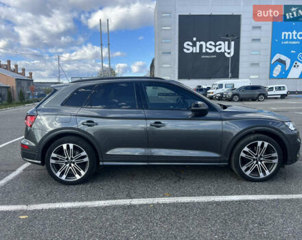 Сірий Ауді SQ5, об'ємом двигуна 3 л та пробігом 142 тис. км за 32500 $, фото 6 на Automoto.ua
