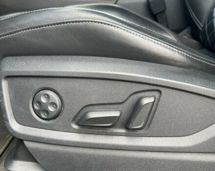 Сірий Ауді SQ5, об'ємом двигуна 3 л та пробігом 142 тис. км за 32500 $, фото 16 на Automoto.ua