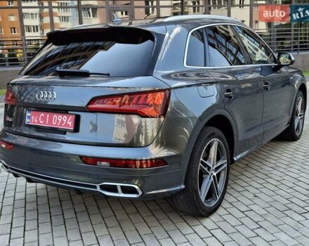 Серый Ауди SQ5, объемом двигателя 3 л и пробегом 97 тыс. км за 32499 $, фото 3 на Automoto.ua