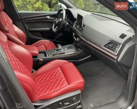 Серый Ауди SQ5, объемом двигателя 3 л и пробегом 140 тыс. км за 32000 $, фото 1 на Automoto.ua