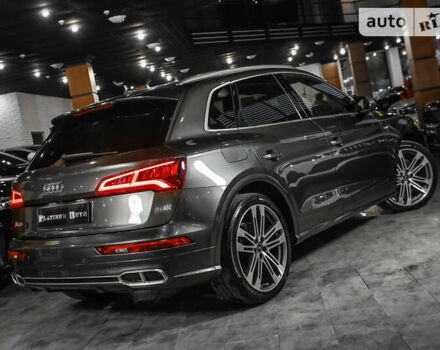 Сірий Ауді SQ5, об'ємом двигуна 3 л та пробігом 88 тис. км за 38000 $, фото 63 на Automoto.ua