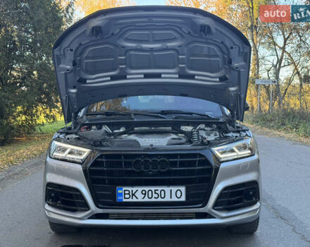 Серый Ауди SQ5, объемом двигателя 3 л и пробегом 42 тыс. км за 27100 $, фото 40 на Automoto.ua