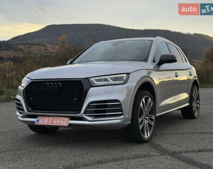 Серый Ауди SQ5, объемом двигателя 3 л и пробегом 135 тыс. км за 39950 $, фото 2 на Automoto.ua