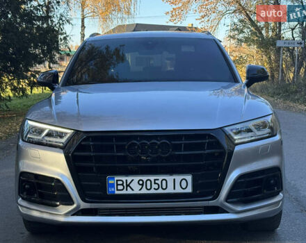 Серый Ауди SQ5, объемом двигателя 3 л и пробегом 42 тыс. км за 27100 $, фото 10 на Automoto.ua
