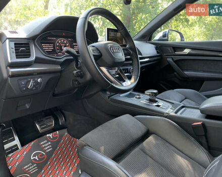 Сірий Ауді SQ5, об'ємом двигуна 3 л та пробігом 69 тис. км за 41999 $, фото 30 на Automoto.ua