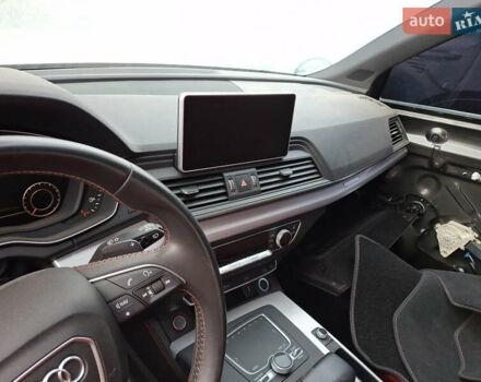 Сірий Ауді SQ5, об'ємом двигуна 3 л та пробігом 60 тис. км за 27500 $, фото 11 на Automoto.ua