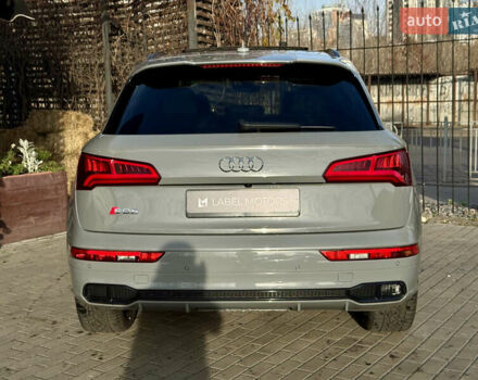 Серый Ауди SQ5, объемом двигателя 3 л и пробегом 108 тыс. км за 29900 $, фото 5 на Automoto.ua